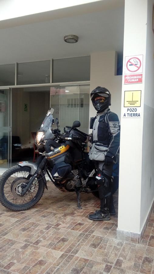 Hospedaje Residencial Los Fresnos - Miraflores Piura Exteriör bild